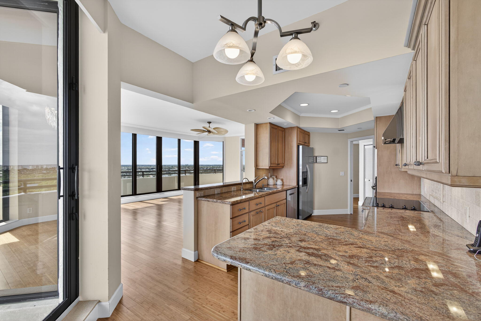 SOUTHPORTE ONE AT JONATHANS LANDING CONDO - Residential
