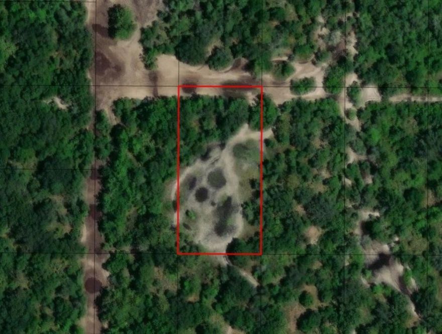 This is the lot where all your Rancho Bonito dreams can come true! Let your recreational side run wild. Camp Hunt Ride. Make an appointment to see this property asap!