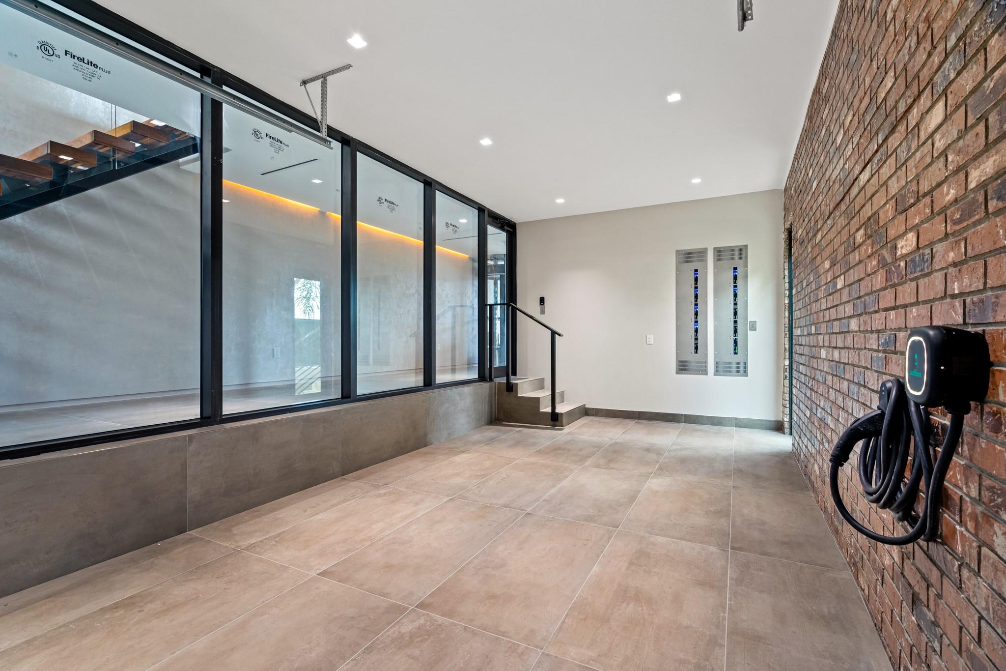 100 hendricks isle - Residential