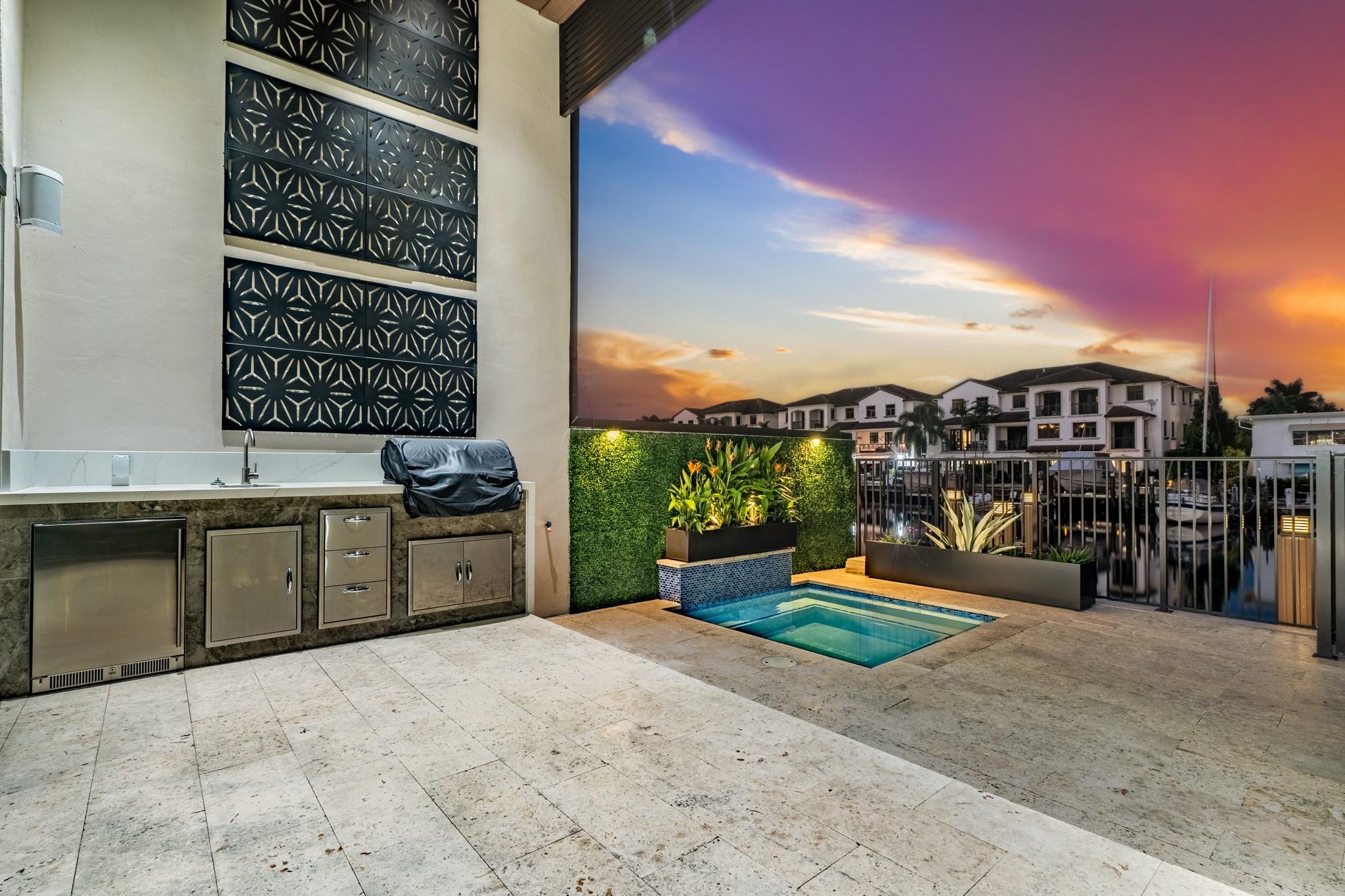 100 hendricks isle - Residential