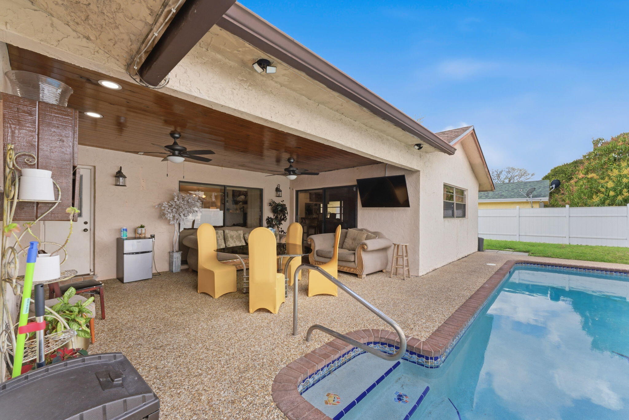 BOULEVARD WOODS WEST SEC 2 - Residential