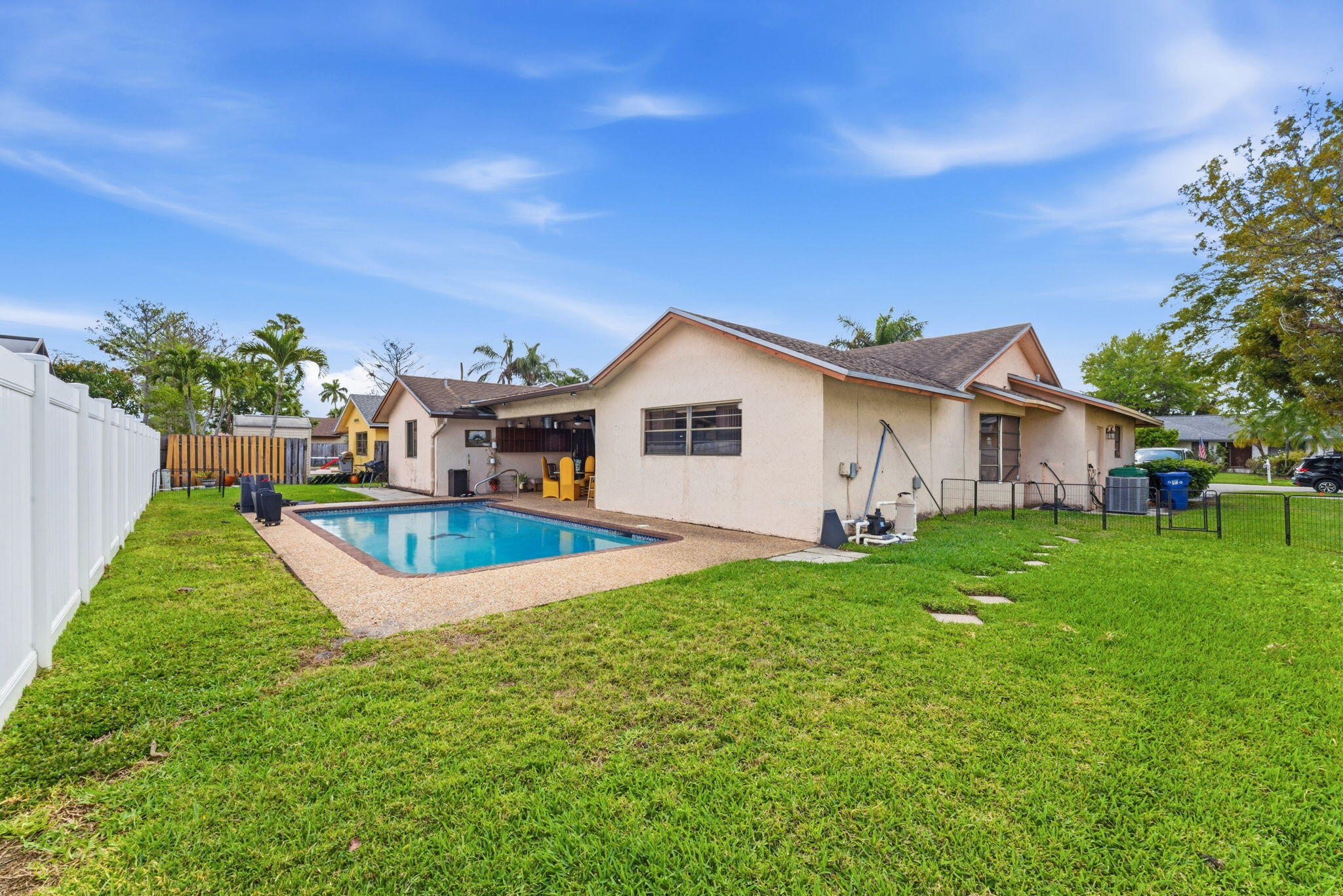 BOULEVARD WOODS WEST SEC 2 - Residential