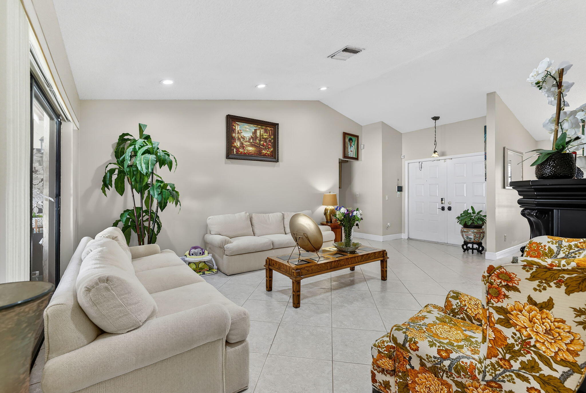 BOULEVARD WOODS WEST SEC 2 - Residential