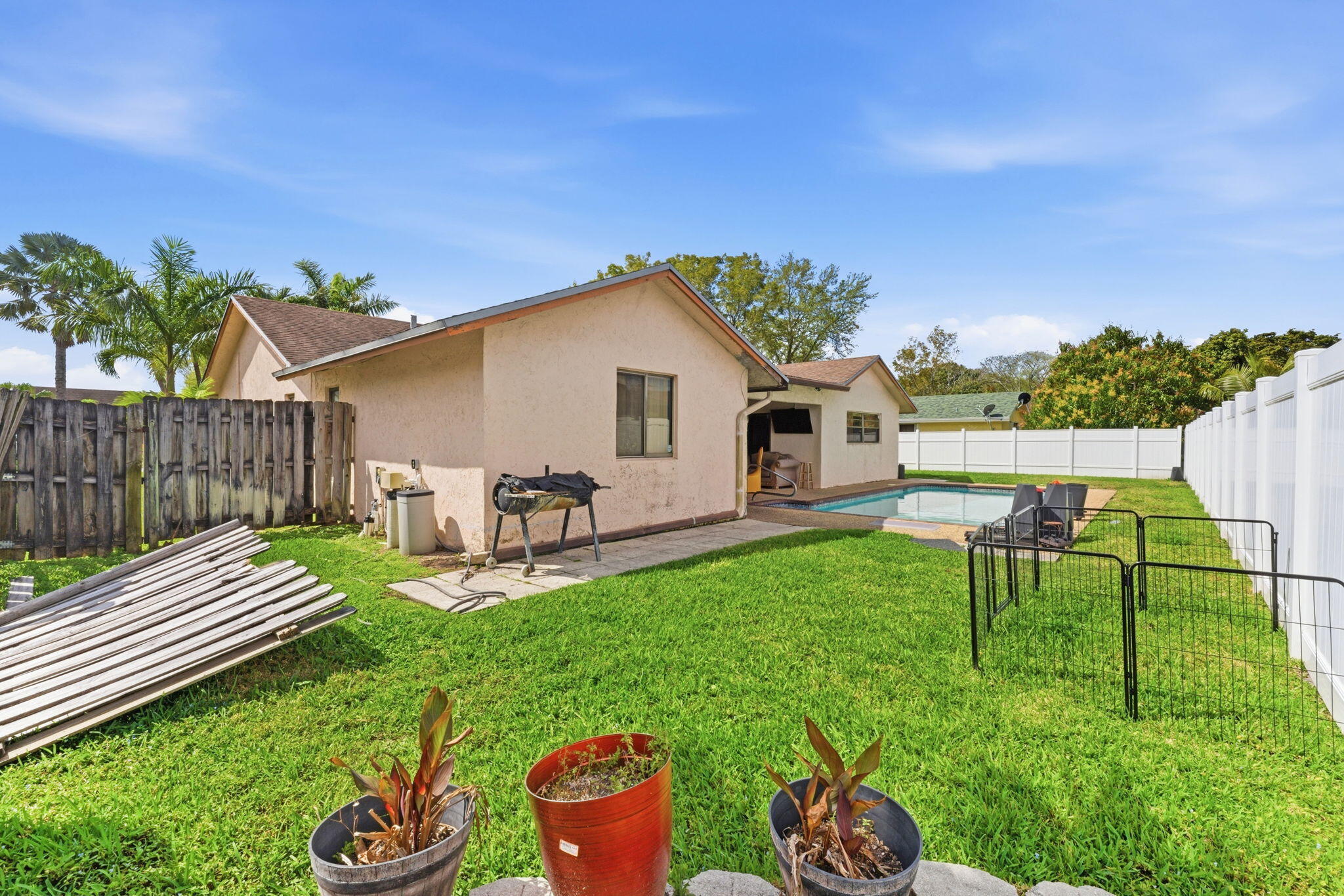 BOULEVARD WOODS WEST SEC 2 - Residential