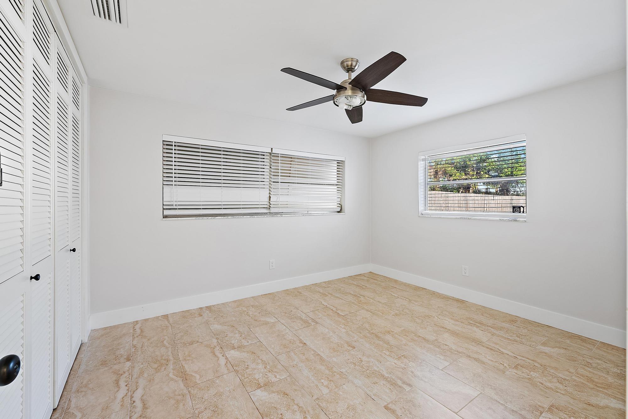 PALM BEACH GARDENS - Residential Lease