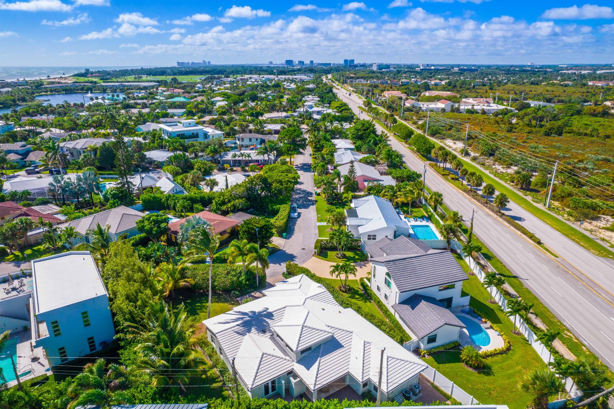 JUNO BEACH - Residential