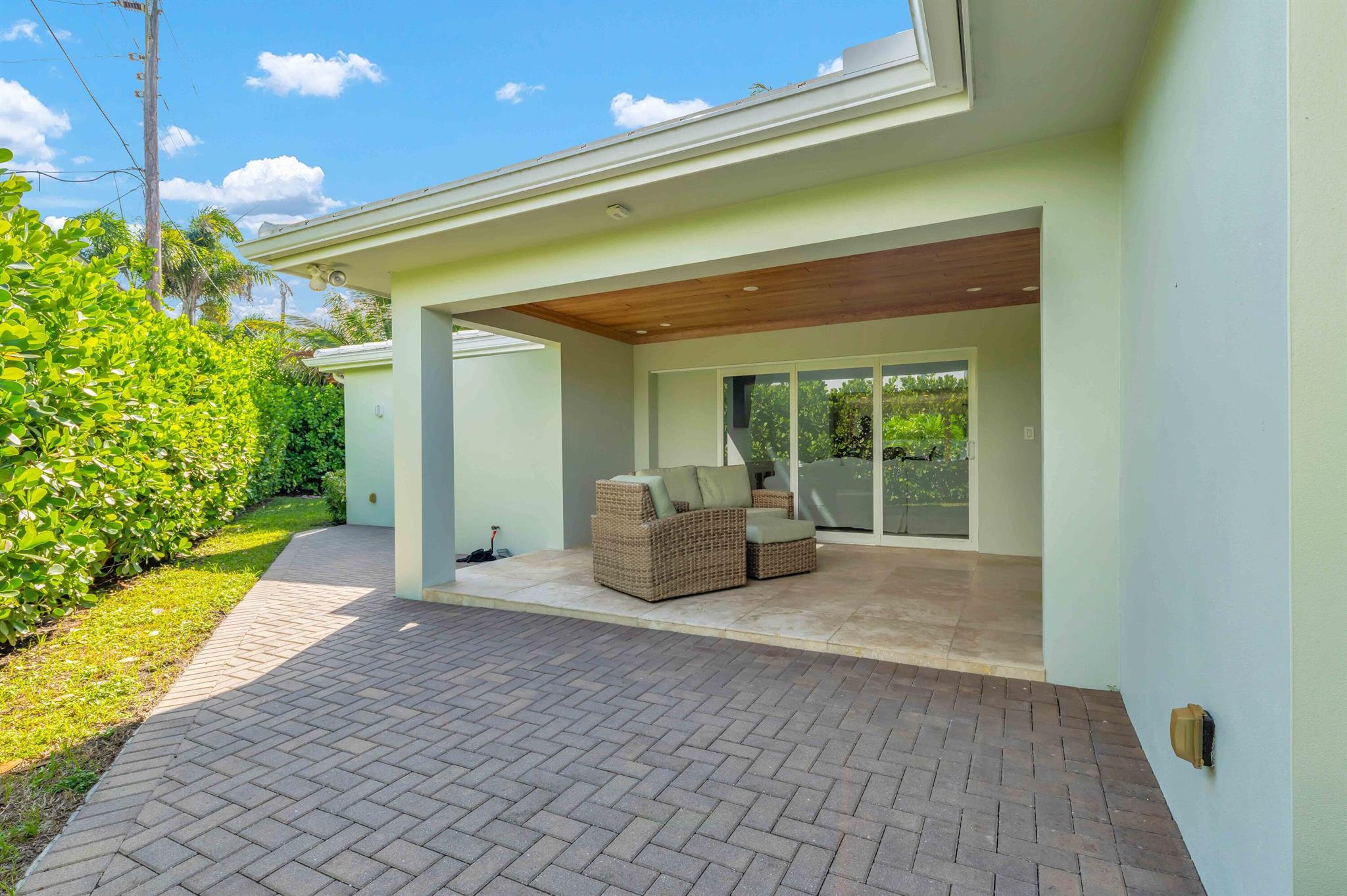 JUNO BEACH - Residential