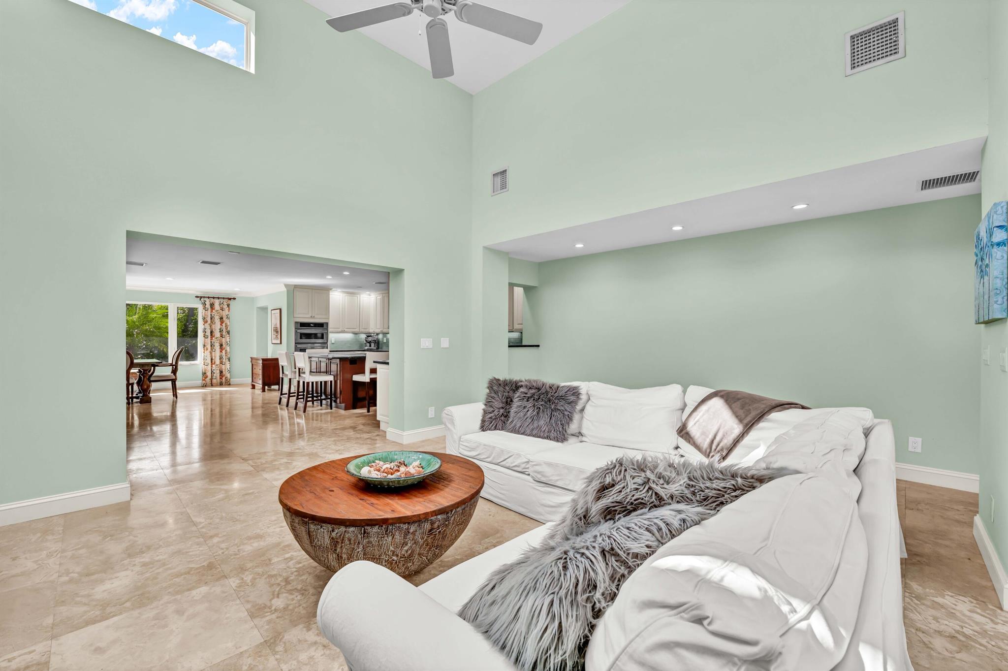 JUNO BEACH - Residential