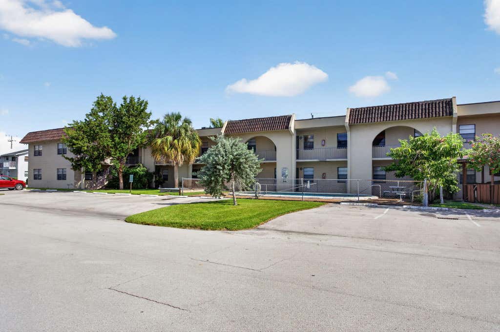 Photo of 2141 NE 42nd Street #212, Lighthouse Point, FL 33064 (MLS # B26045789)