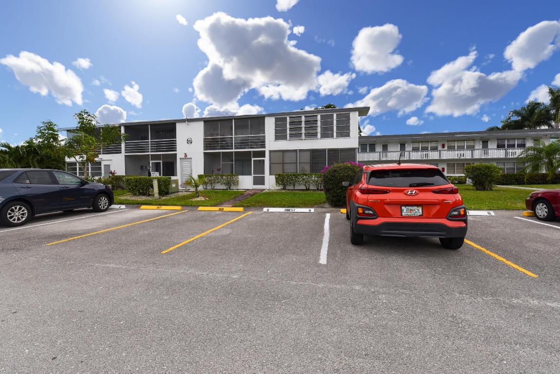 ANDOVER CONDOS - Residential