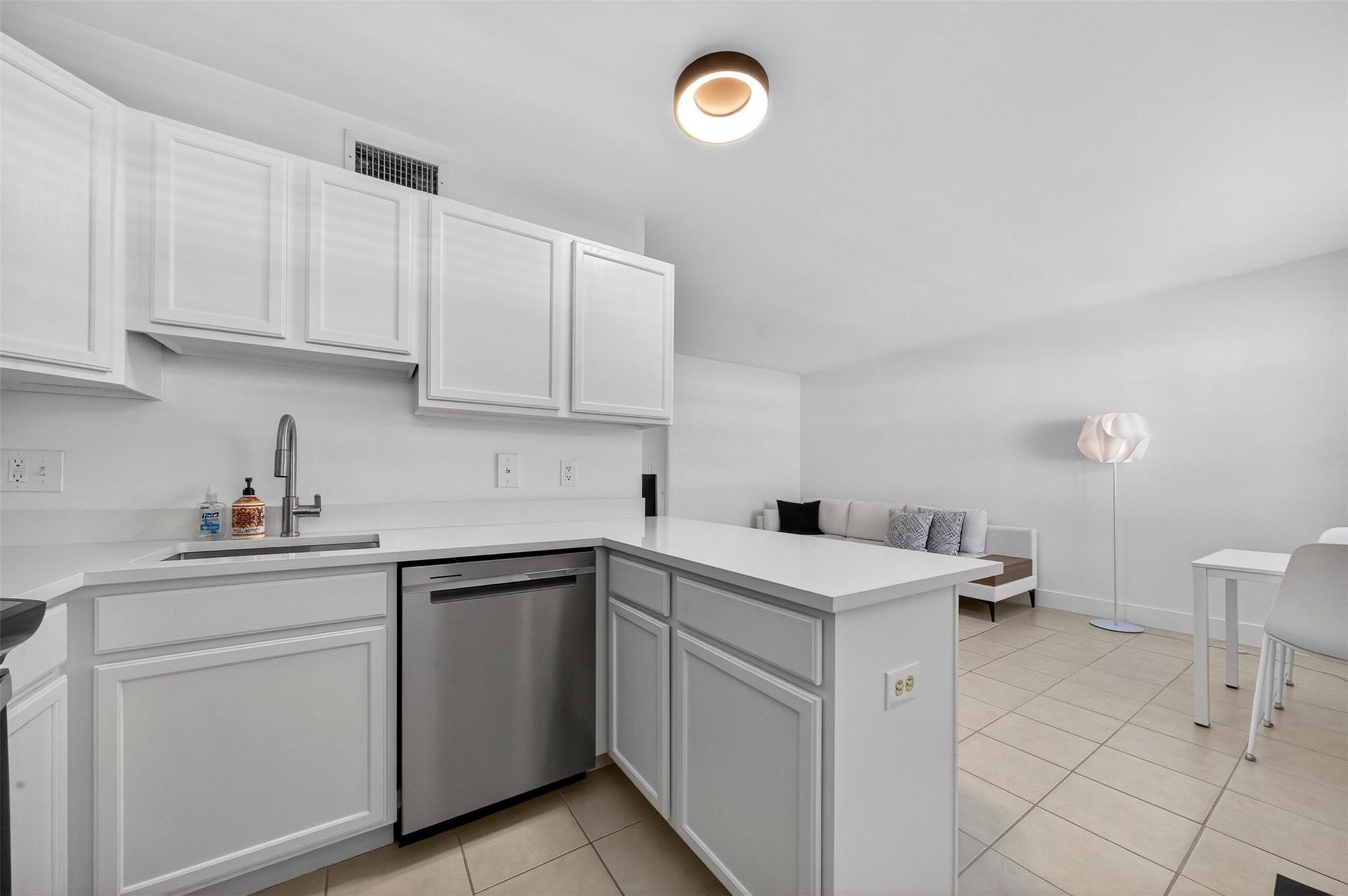 The Grove at Wilton Manor - Residential