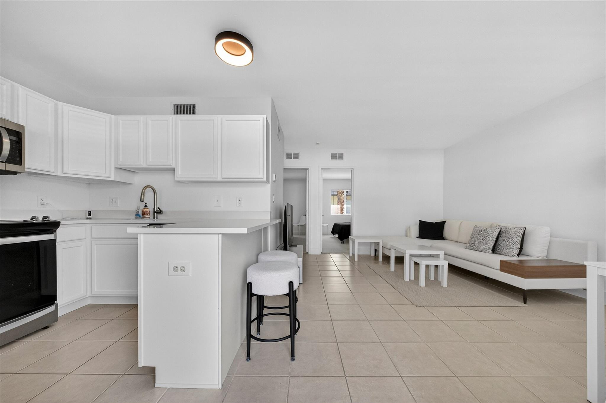 The Grove at Wilton Manor - Residential