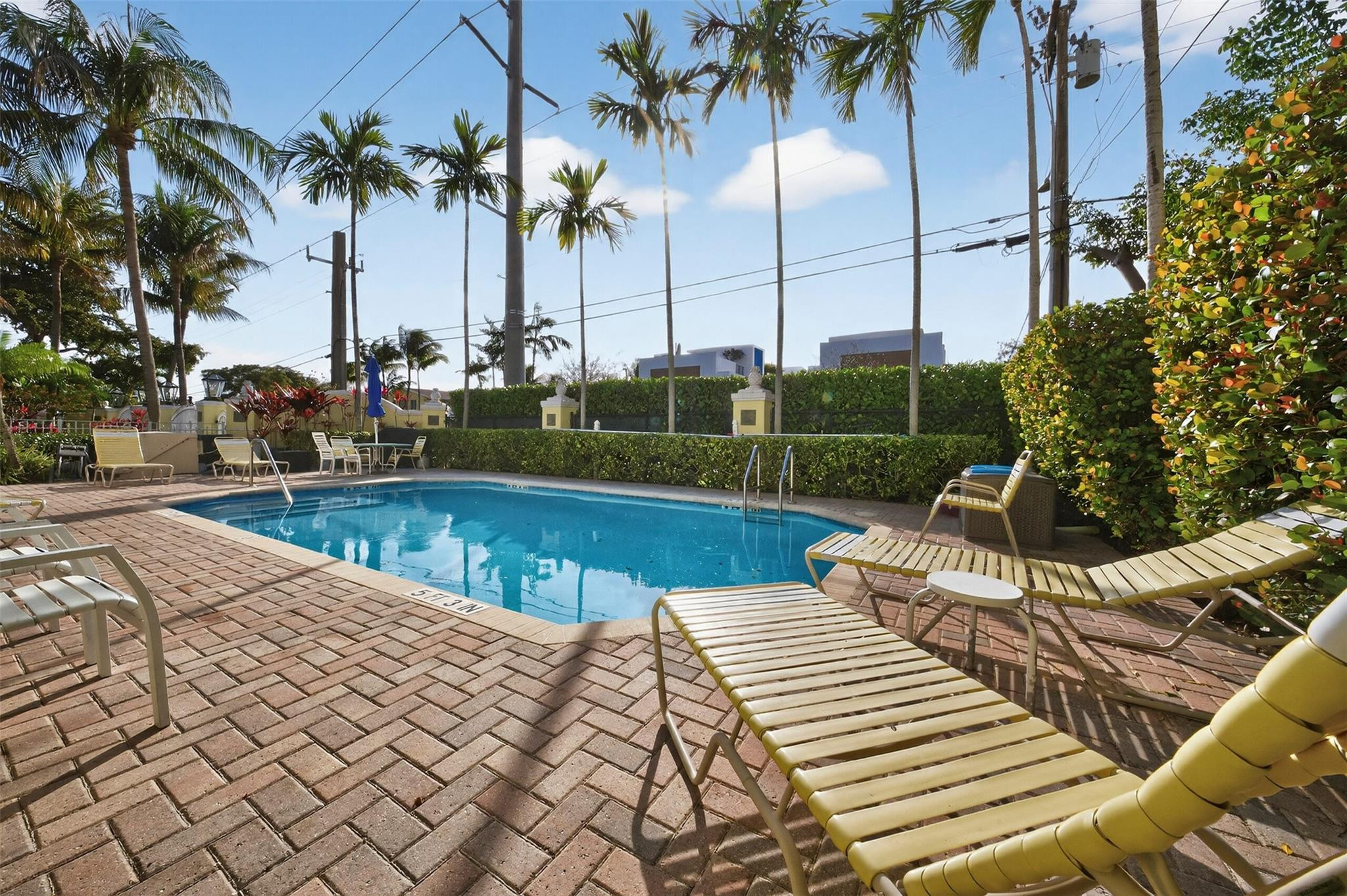 The Grove at Wilton Manor - Residential