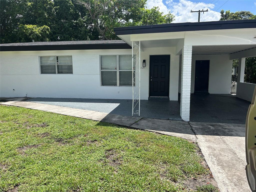 Photo of 1131 Wyoming Avenue, Fort Lauderdale, FL 33312 (MLS # F10525668)