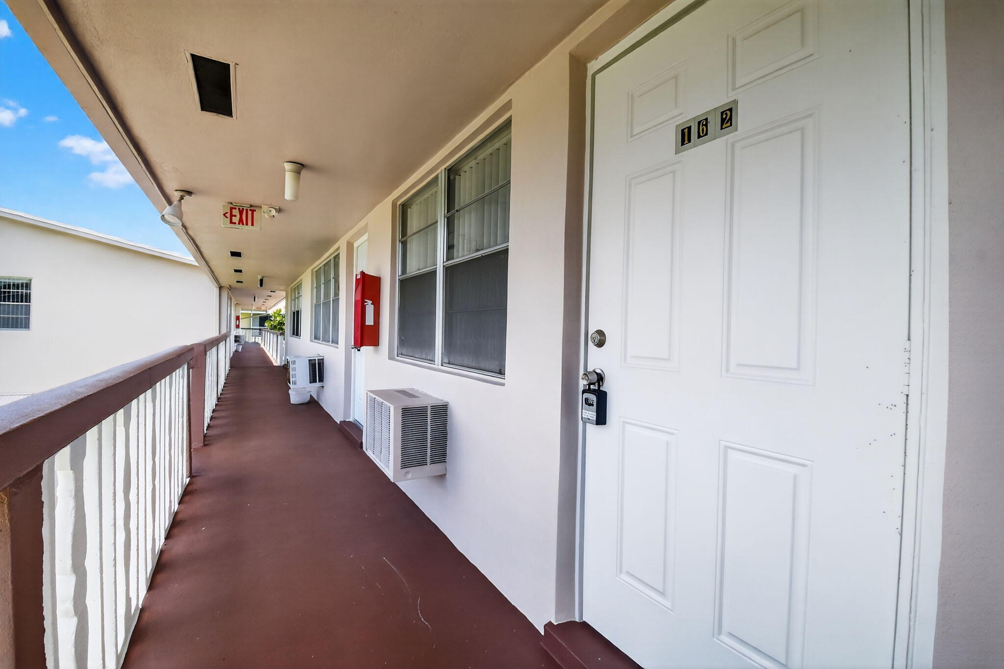 162 Easthampton G, West Palm Beach FL 33417