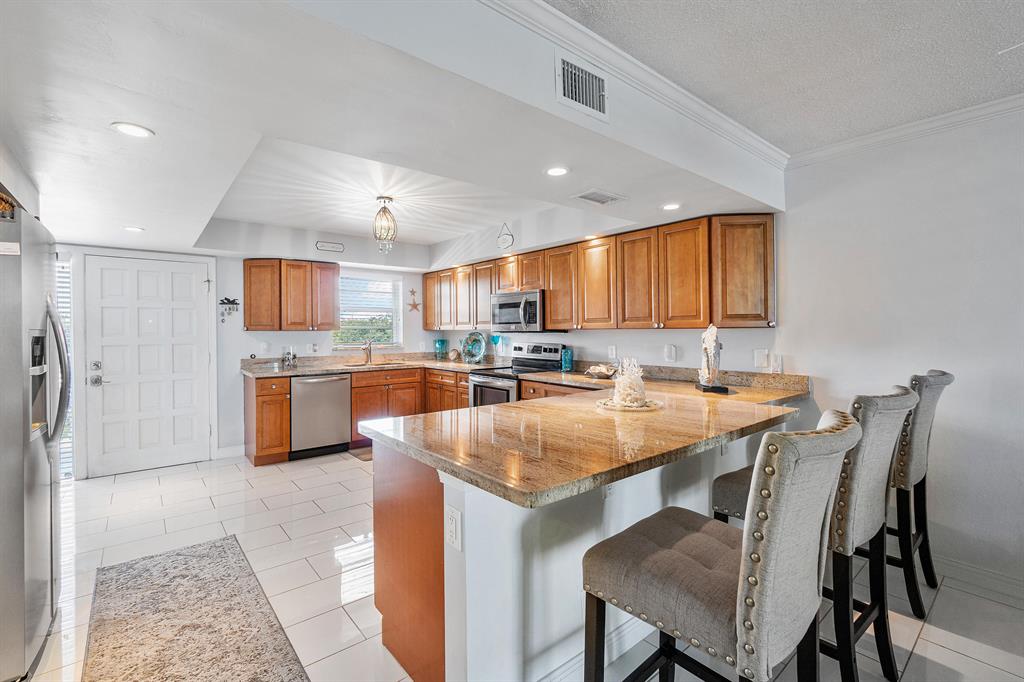 LANDS END CONDO LOTS 12 AND 13 (LESS IRREG PAR - Residential