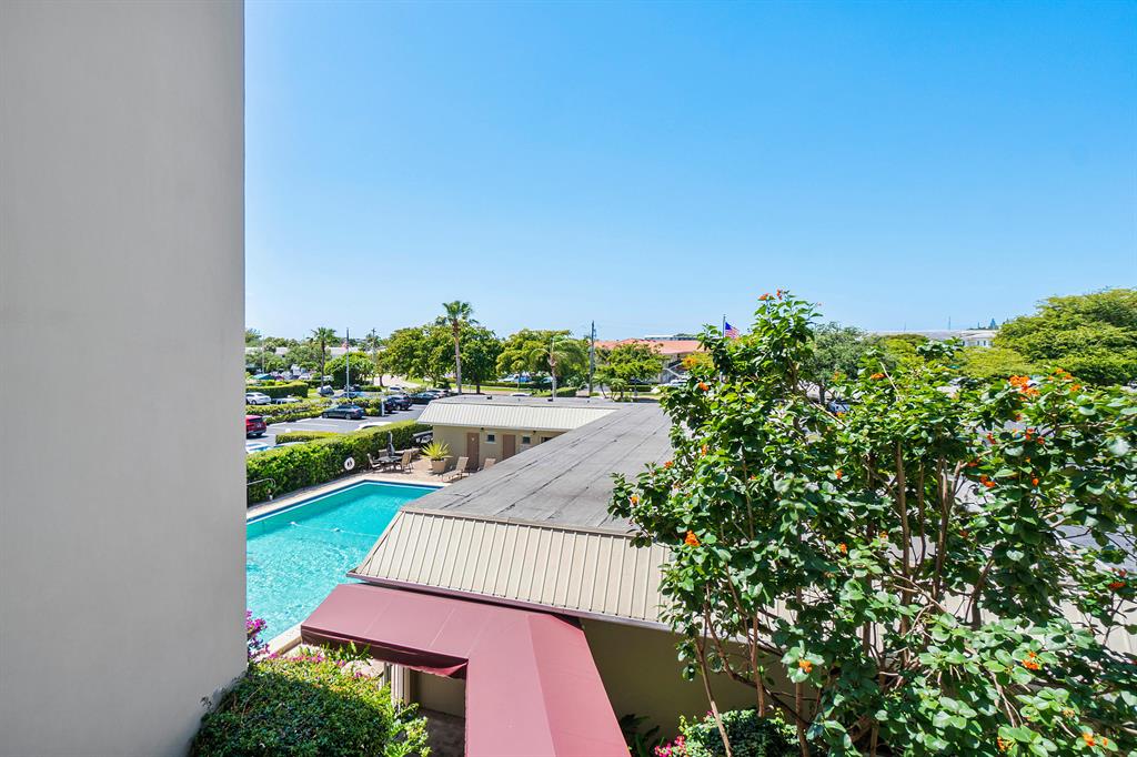 LANDS END CONDO LOTS 12 AND 13 (LESS IRREG PAR - Residential