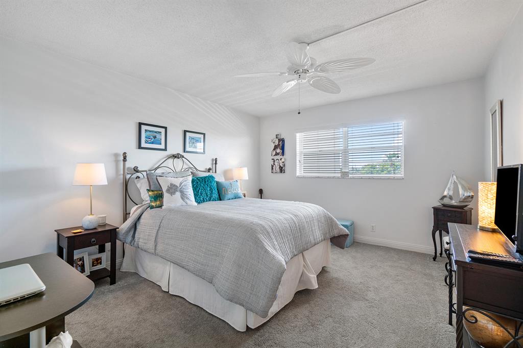 LANDS END CONDO LOTS 12 AND 13 (LESS IRREG PAR - Residential