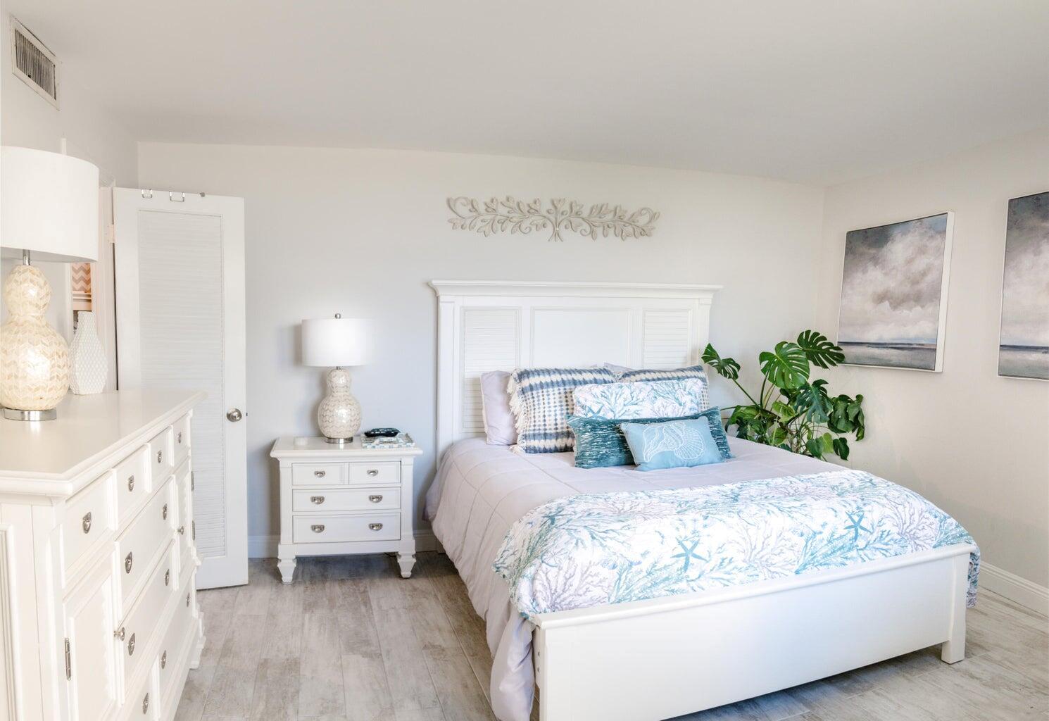 PHOENIX TOWERS CONDO - Residential Lease