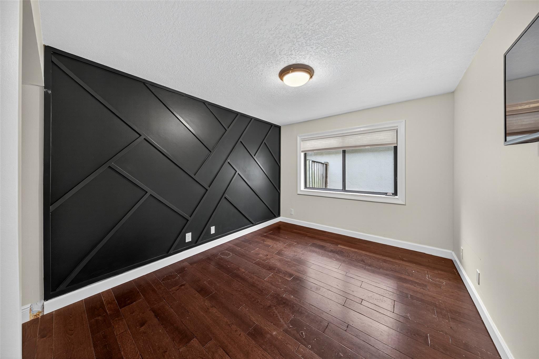 CROSSCREEK II - Residential