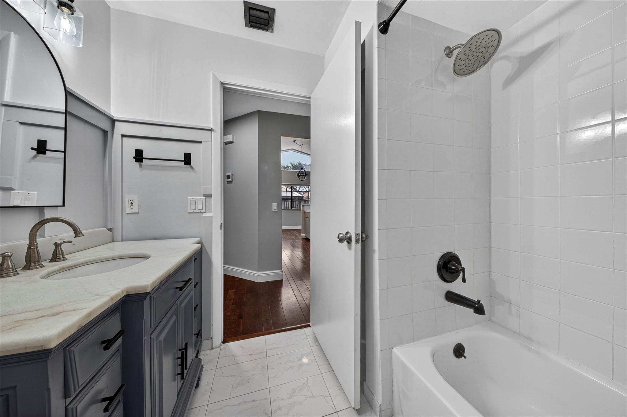 CROSSCREEK II - Residential