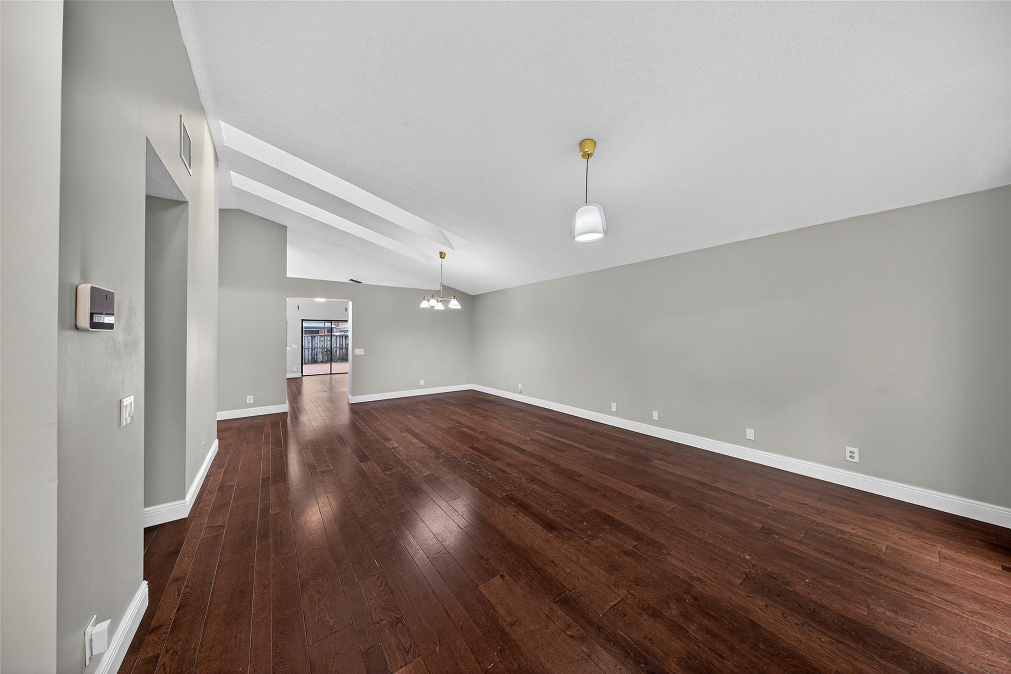 CROSSCREEK II - Residential