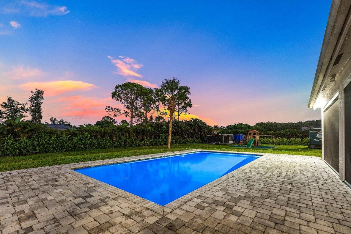 ACREAGE - Residential