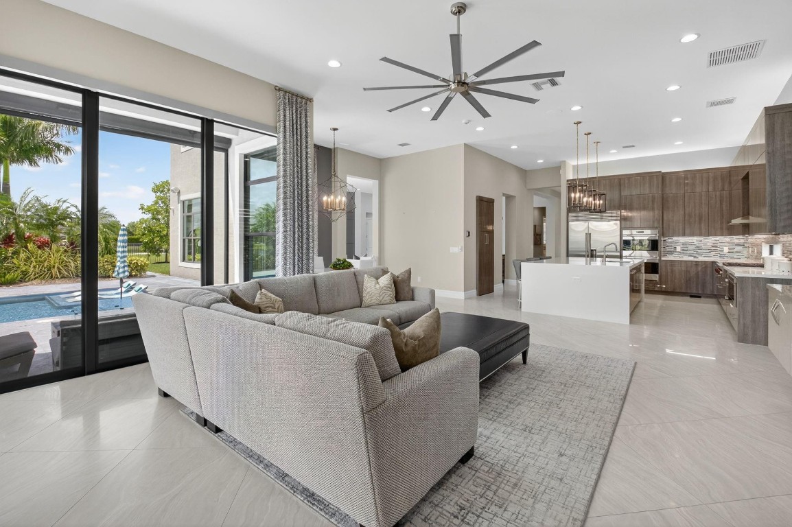 BOCA BRIDGES - Residential