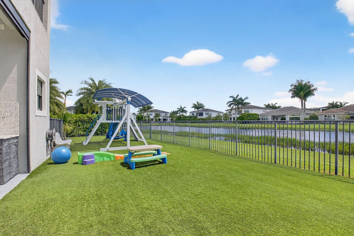 BOCA BRIDGES - Residential