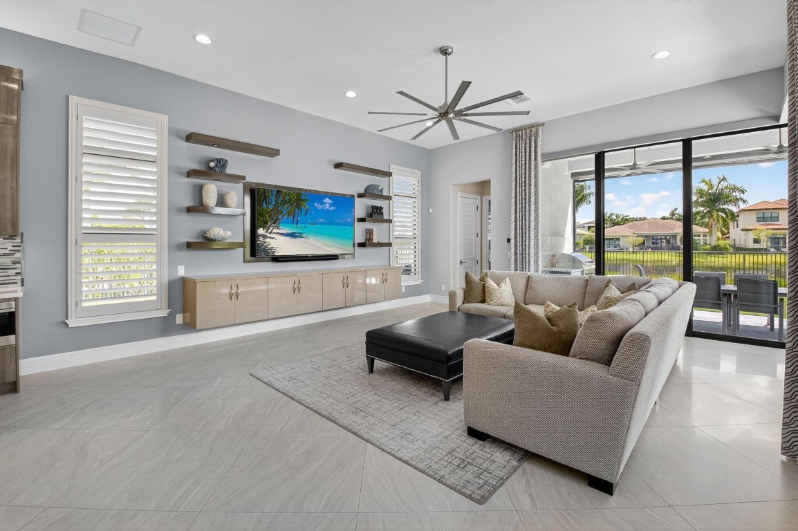 BOCA BRIDGES - Residential