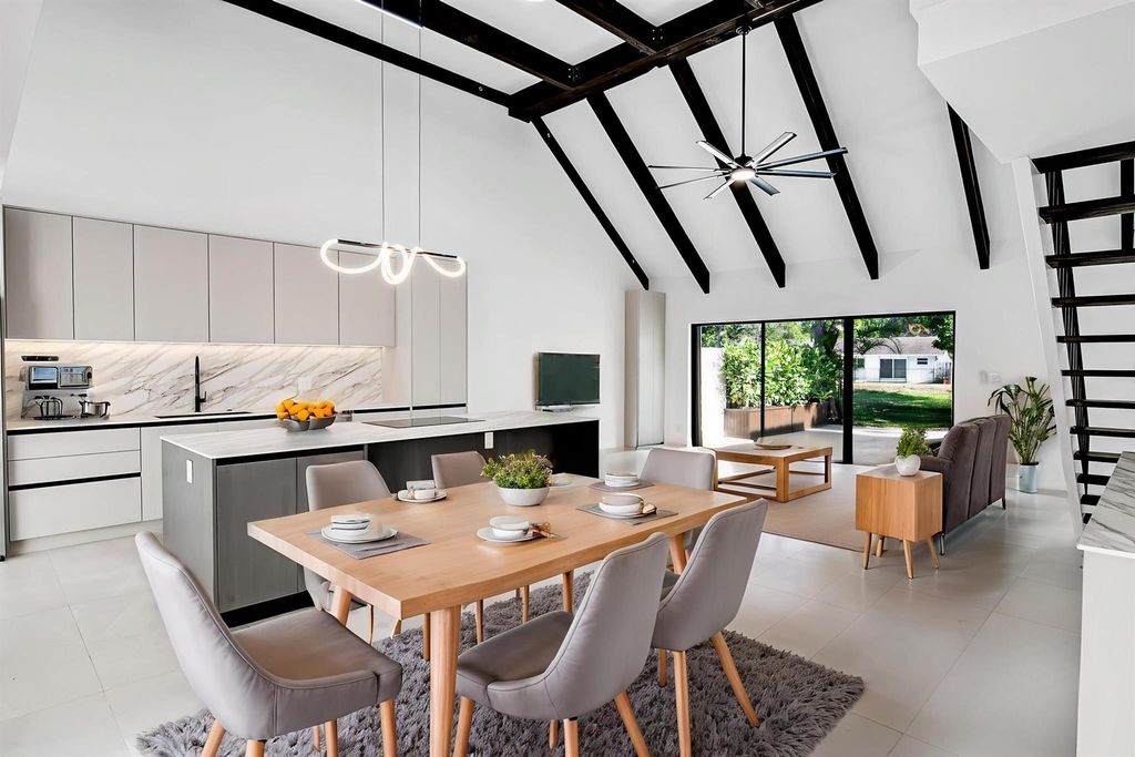 Photo of 6560 Las Flores Drive, Boca Raton, FL 33433 (MLS # R11116530)