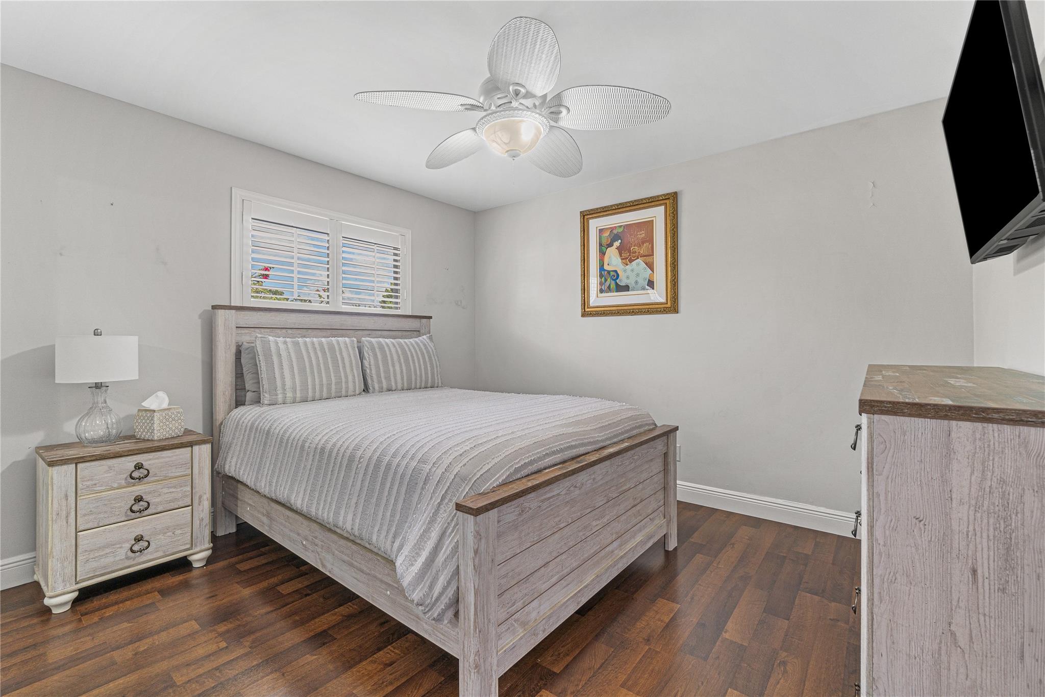 SIENA OAKS - Residential