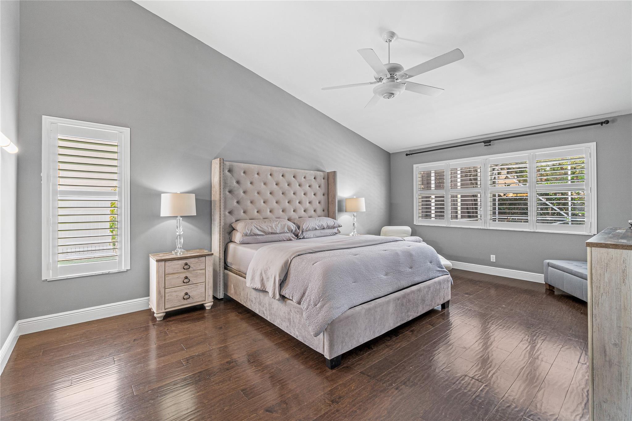 SIENA OAKS - Residential