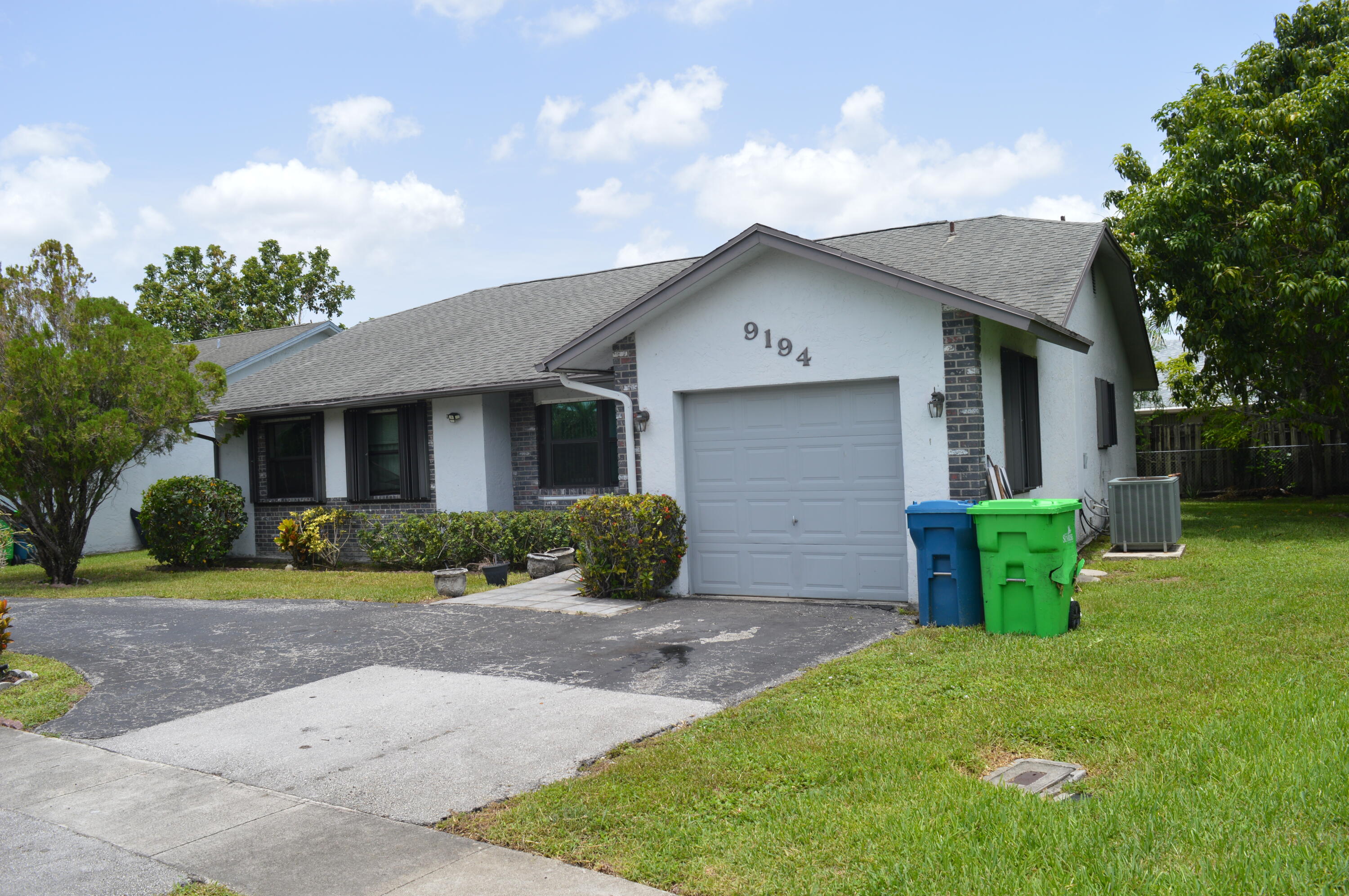 9194 NW 49TH Court, Sunrise FL 33351