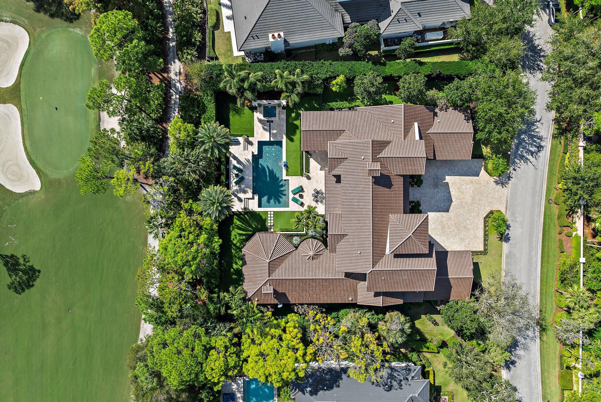 135 W Bears Club Drive