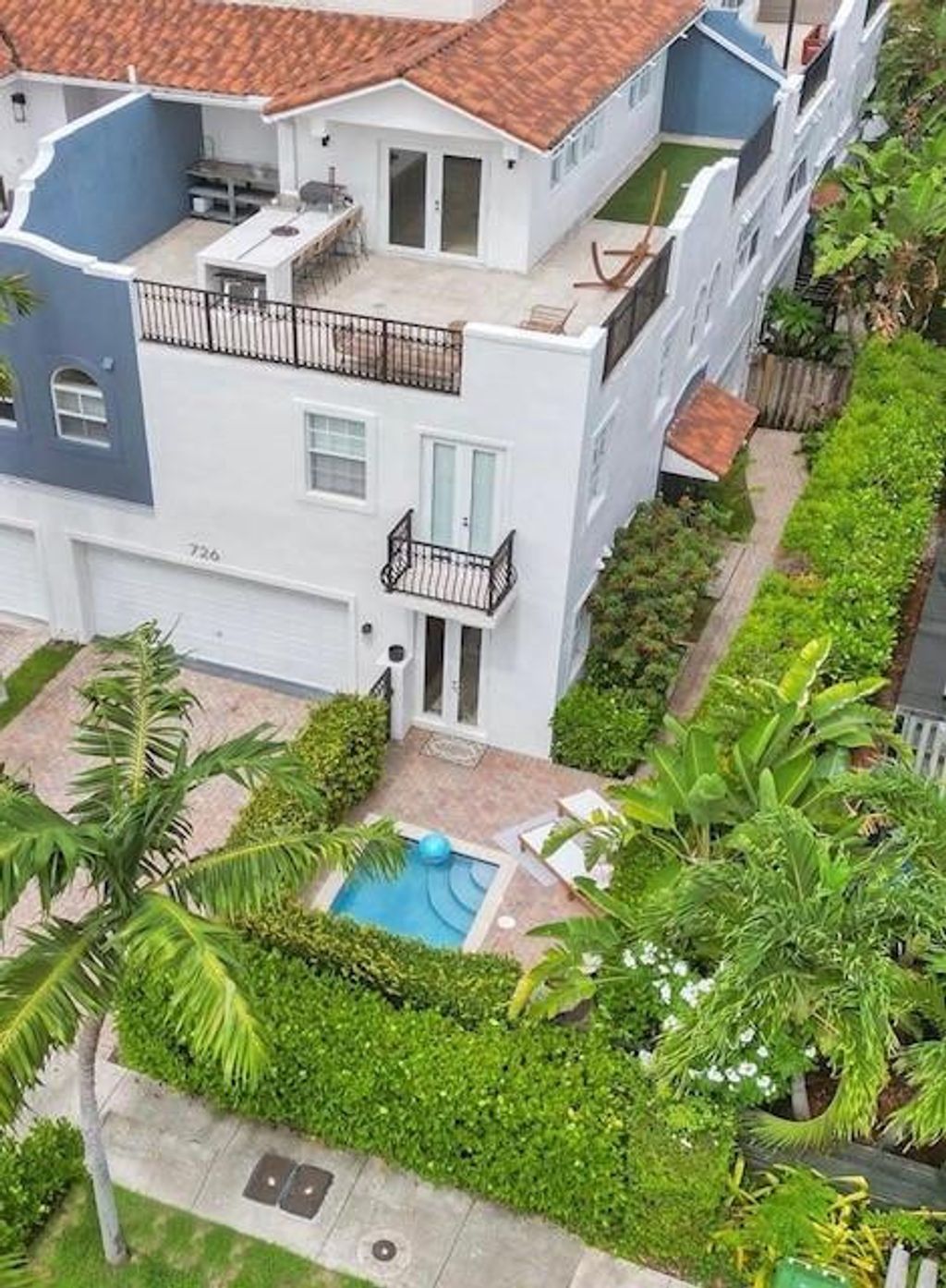 Photo of 726 NE 15th Avenue #726, Fort Lauderdale, FL 33304 (MLS # F10556233)