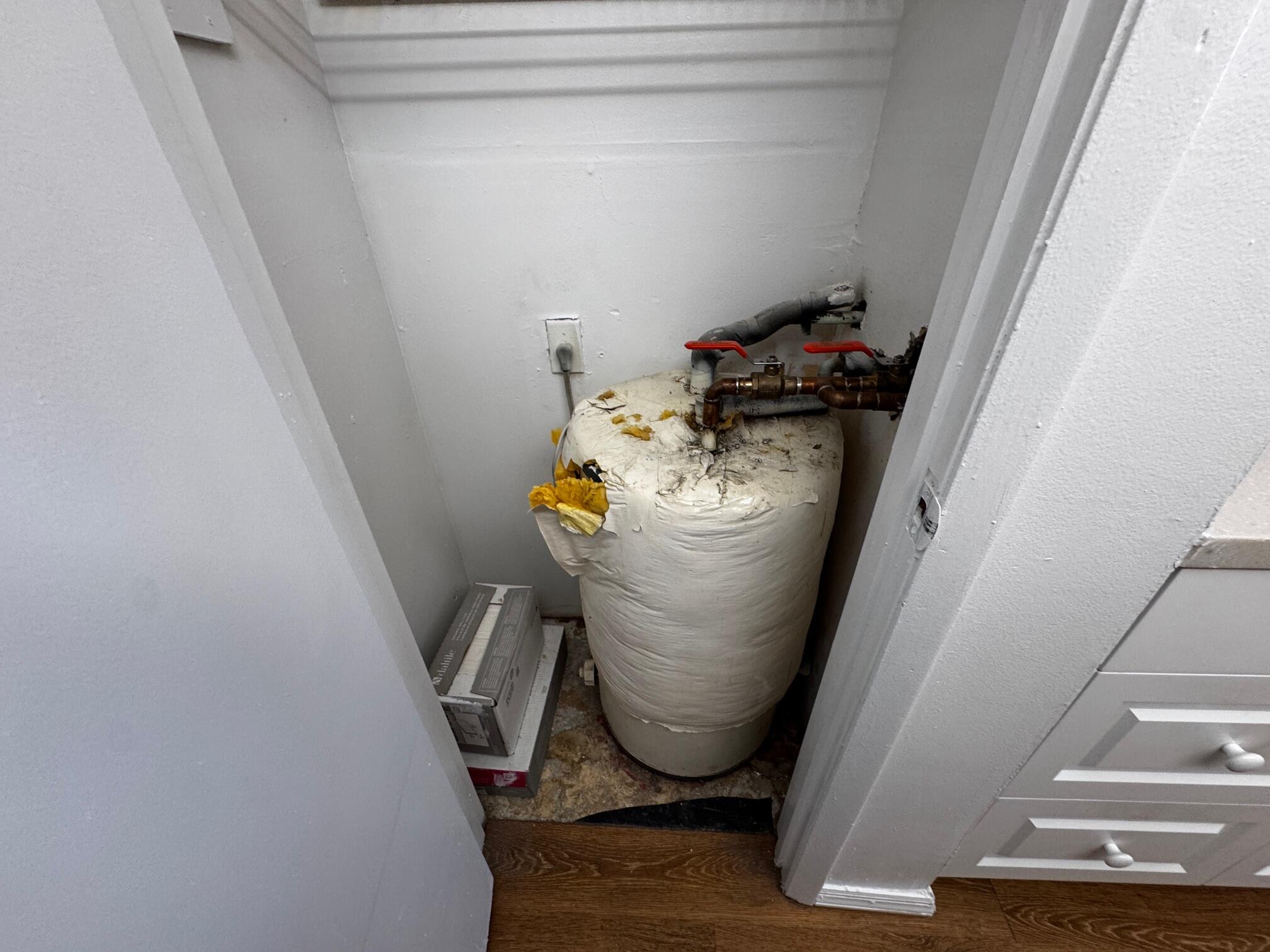 SIERRA CONDO APARTMENTS - Residential