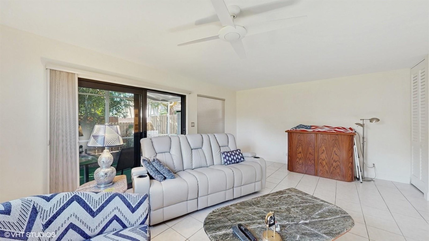 Wilton Pines Townhomes - Residential