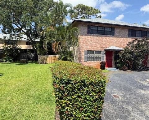 2113 NE 11th Ave 2113 Wilton Manors FL 33305