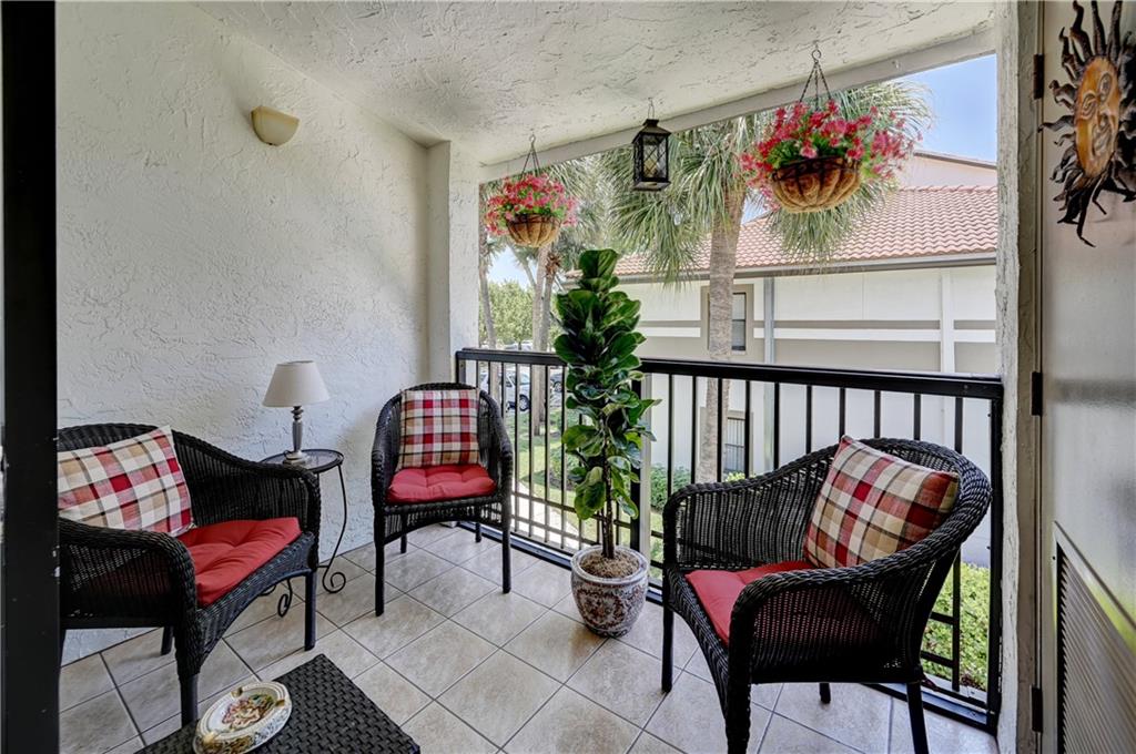 HOLLYWOOD PARC - Residential