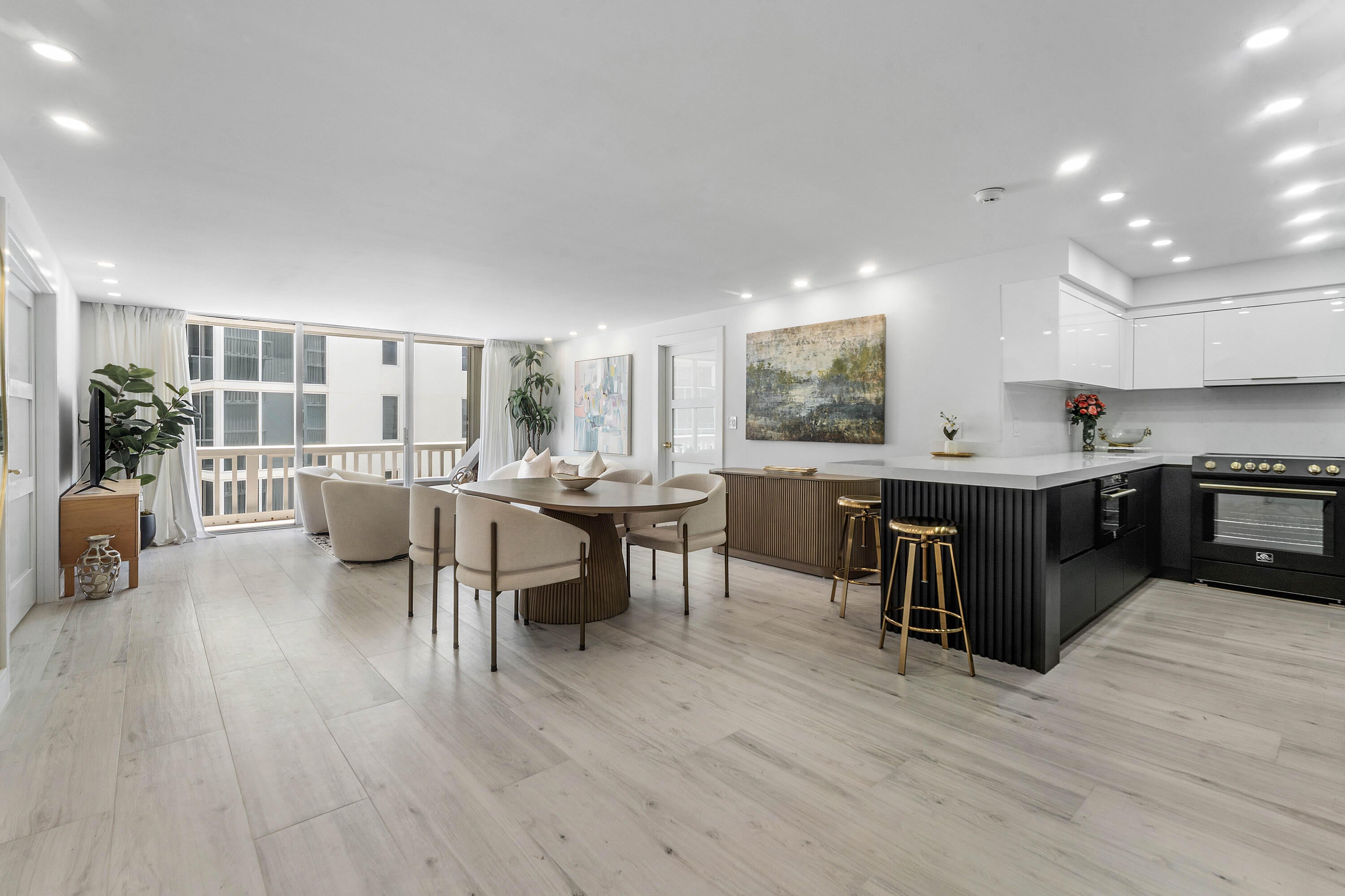 View photos, virtual tours, details... 3570 S OCEAN Boulevard 609