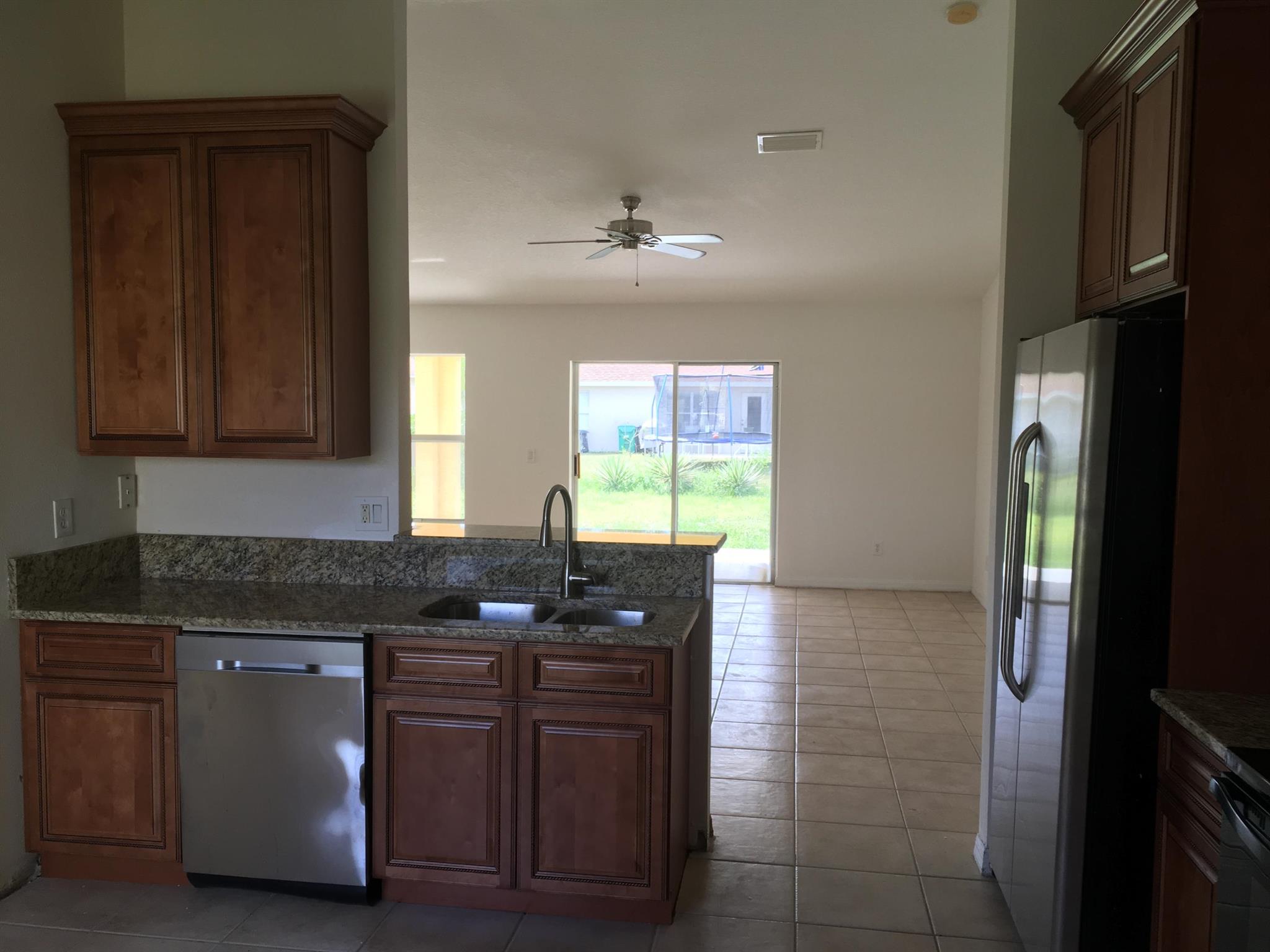 PORT ST LUCIE SECTION 27 - Residential Lease