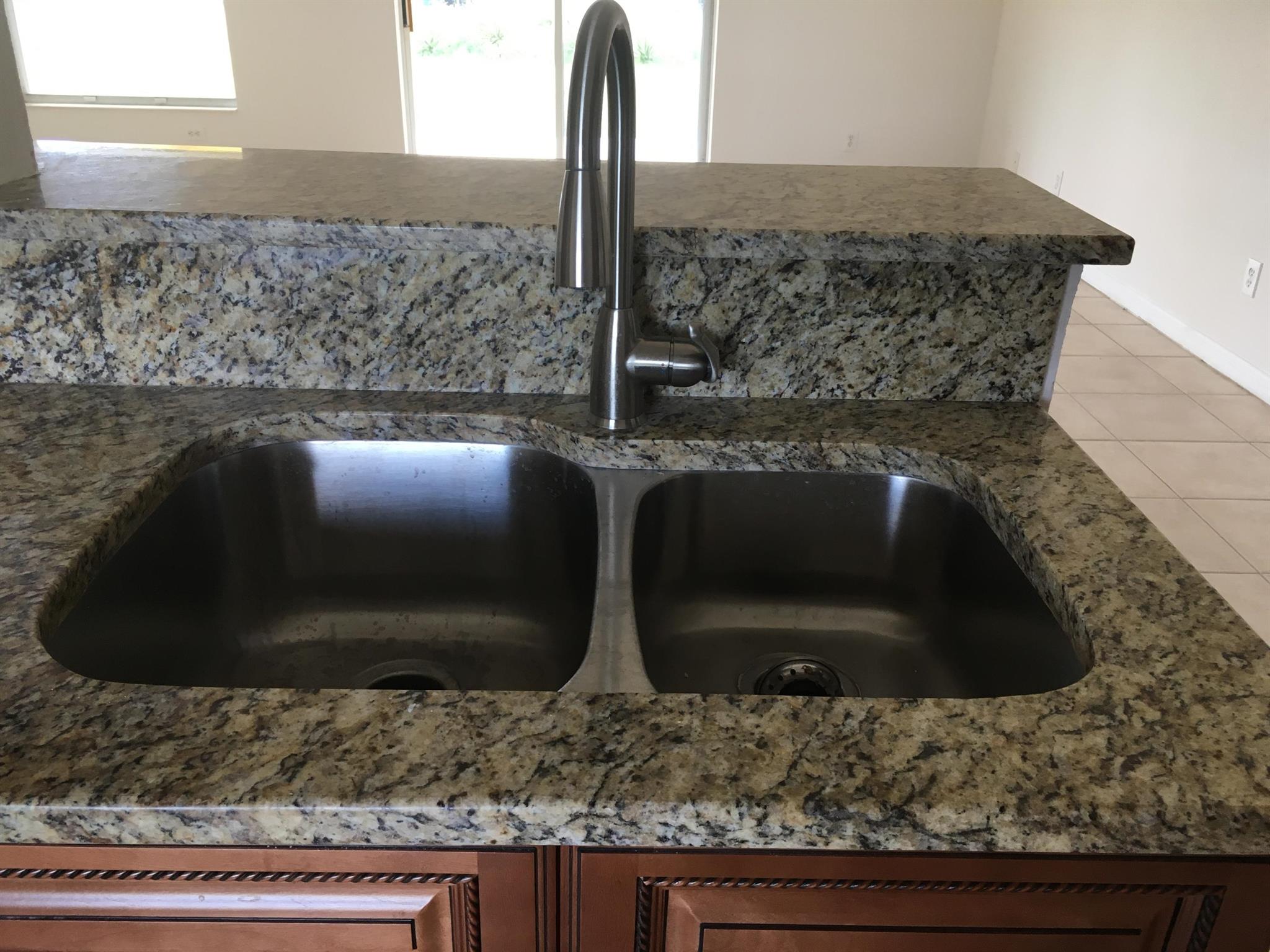 PORT ST LUCIE SECTION 27 - Residential Lease