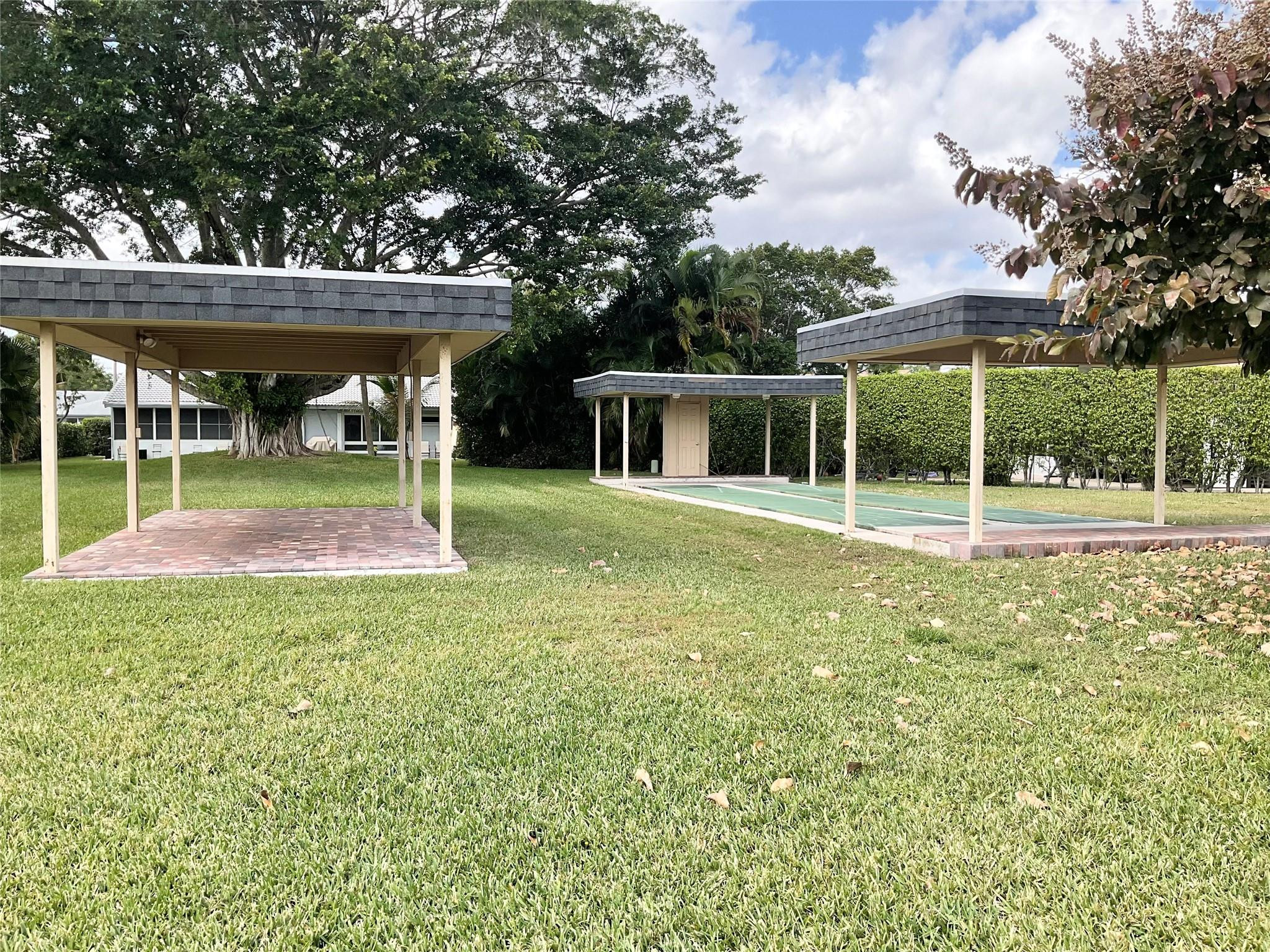 WOODLANDS SEC EIGHT - Residential