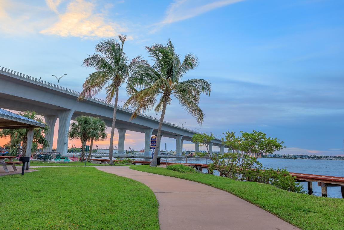 River Marina - Residential