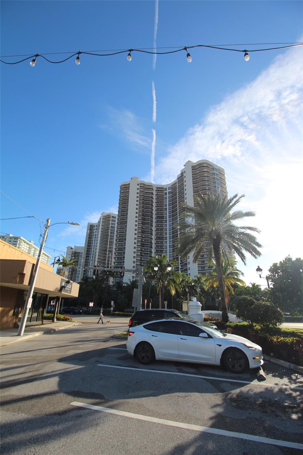 Galt Ocean Mile 34-16 B - Residential Lease