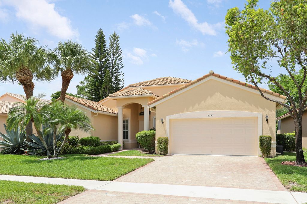 Photo of 6565 Garde Road, Boynton Beach, FL 33472 (MLS # R11162287)