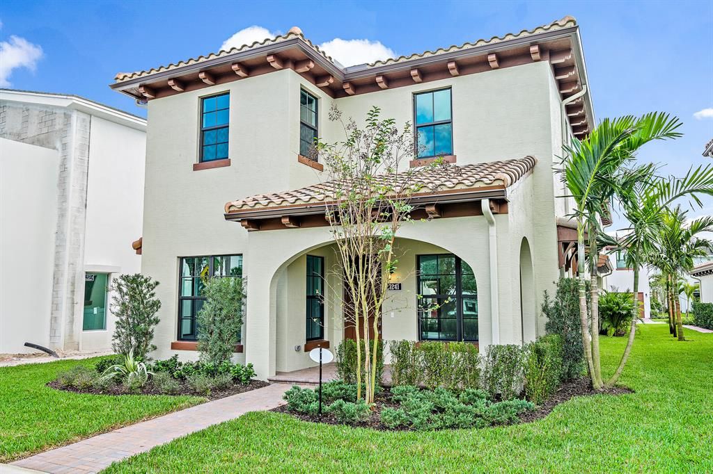 Photo of 1241 Faulkner Terrace, Palm Beach Gardens, FL 33418 (MLS # R10765849)