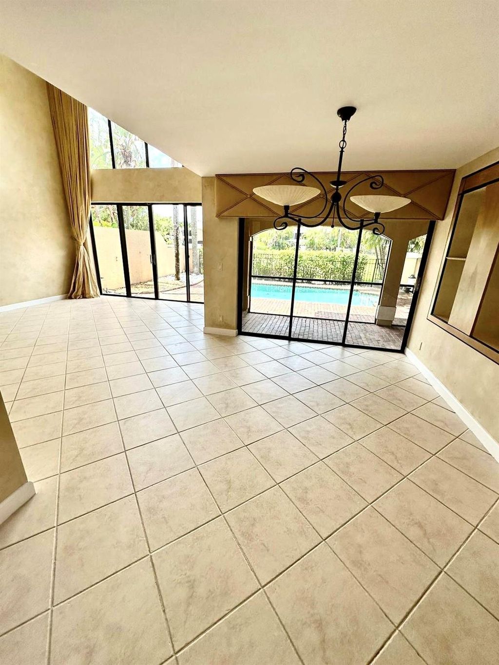 Photo of 22641 Caravelle Circle #22641, Boca Raton, FL 33433 (MLS # R11002707)