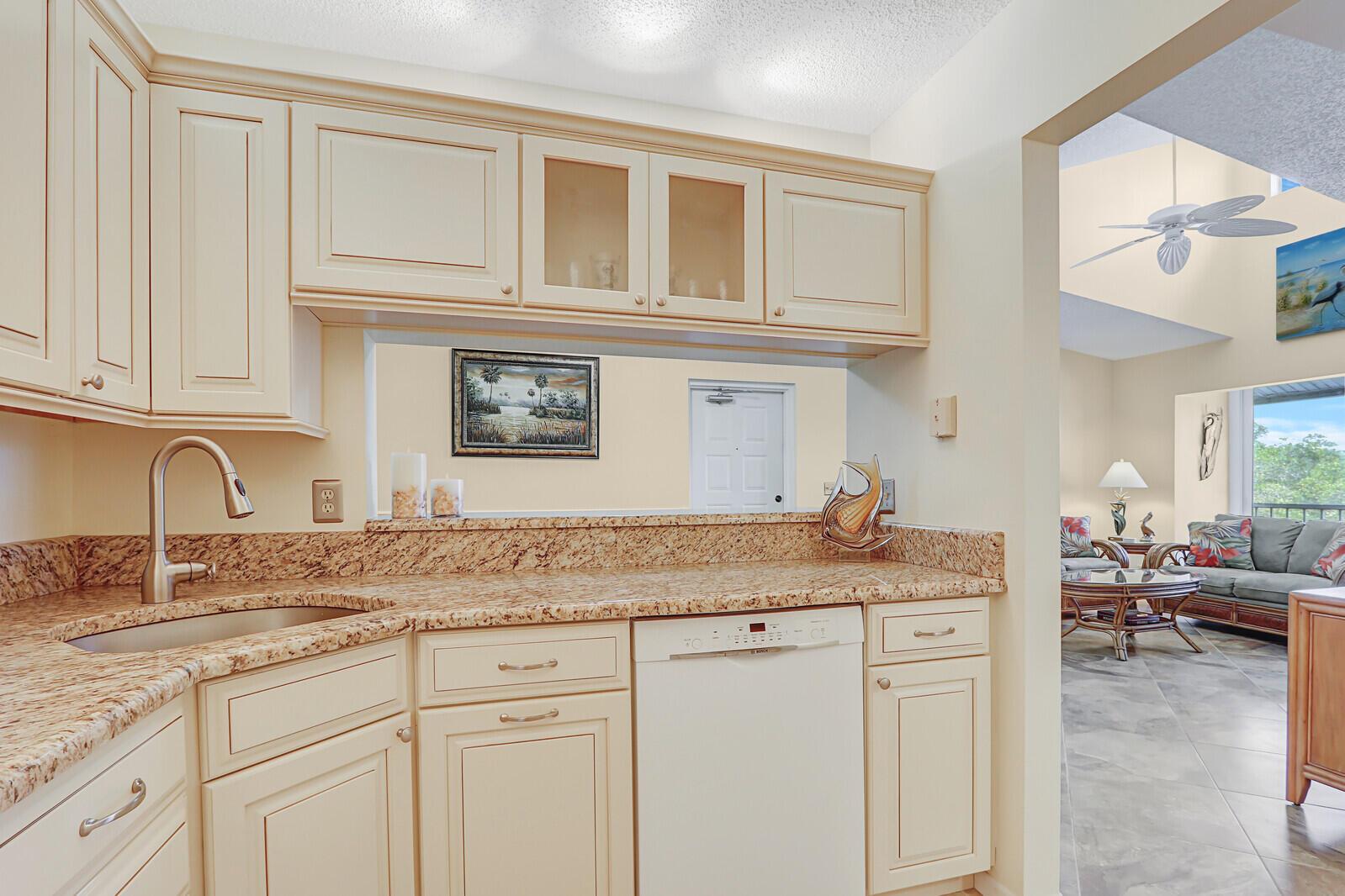 JENSEN BEACH CLUB CONDO - Residential